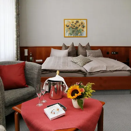 Badhotel Bad Brueckenau מלון Staatsbad Brückenau