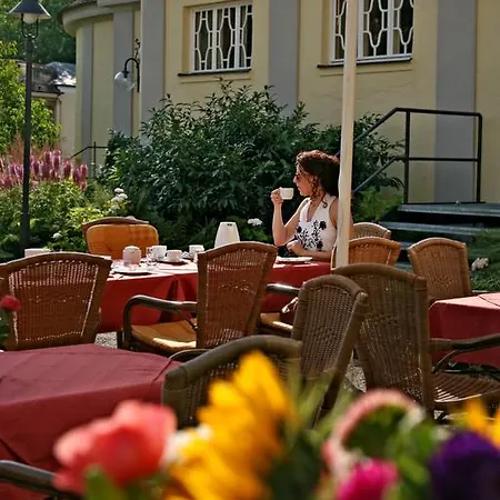 Badhotel Bad Brueckenau Ξενοδοχείο